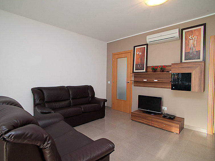 Rent House in Deltebre Gaviota 10 picture-10