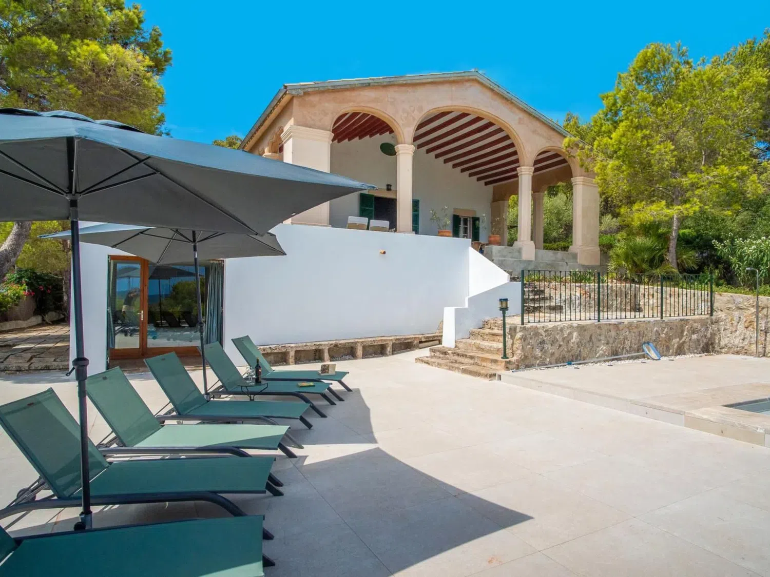 Alquilar Casa en Puerto de Alcudia Beeindruckende Villa mit Meerblick und Schwimmbad imagen-26
