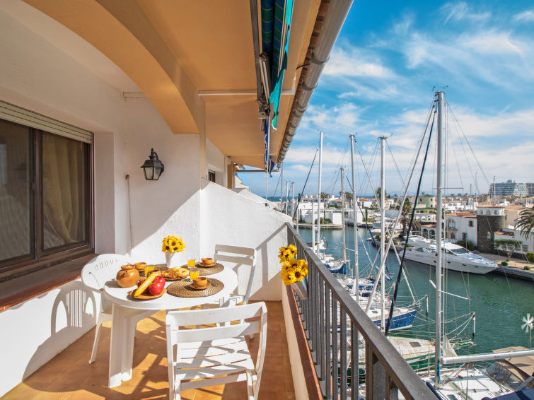 Rent House in Empuriabrava Caballito de Mar picture-17