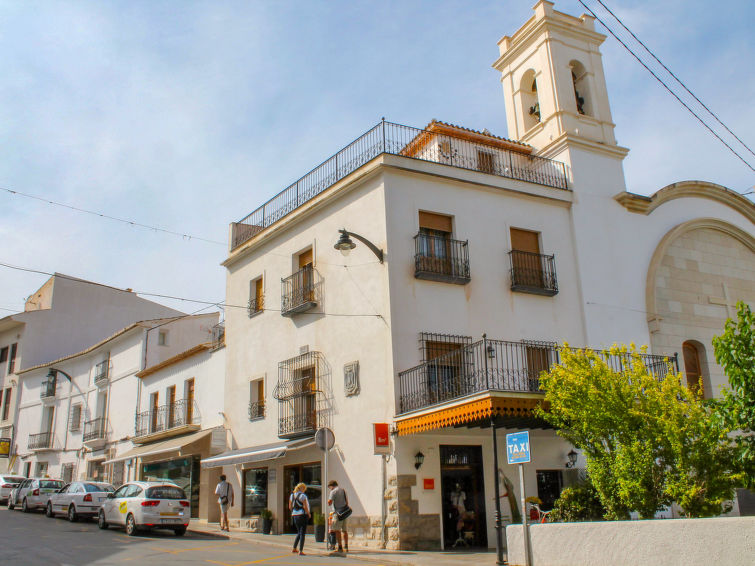 Rent House in Altea Luna picture-0