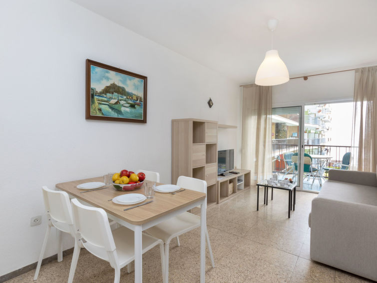 Rent House in Blanes Olivier picture-2