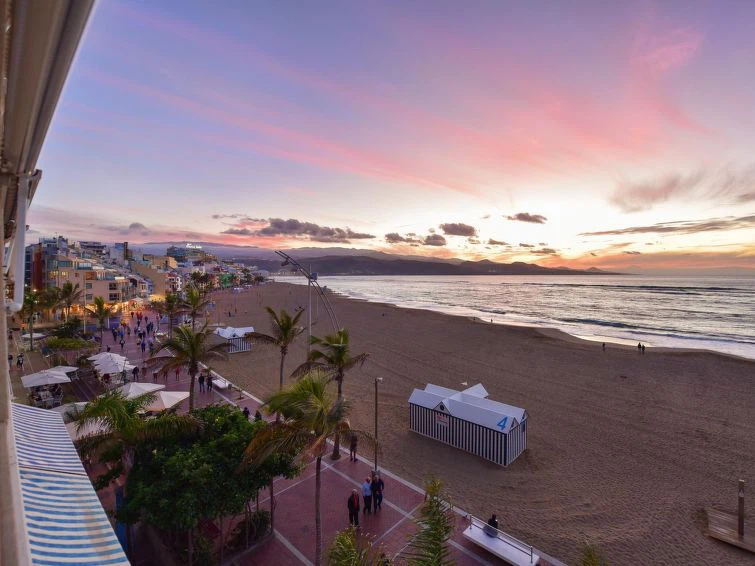 Alquilar Casa en Las Palmas de Gran Canaria Las Canteras Seafront Apartment imagen-11