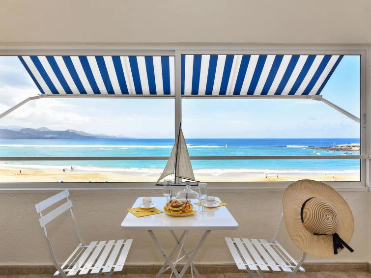 Alquilar Casa en Las Palmas de Gran Canaria Las Canteras Seafront Apartment imagen-1