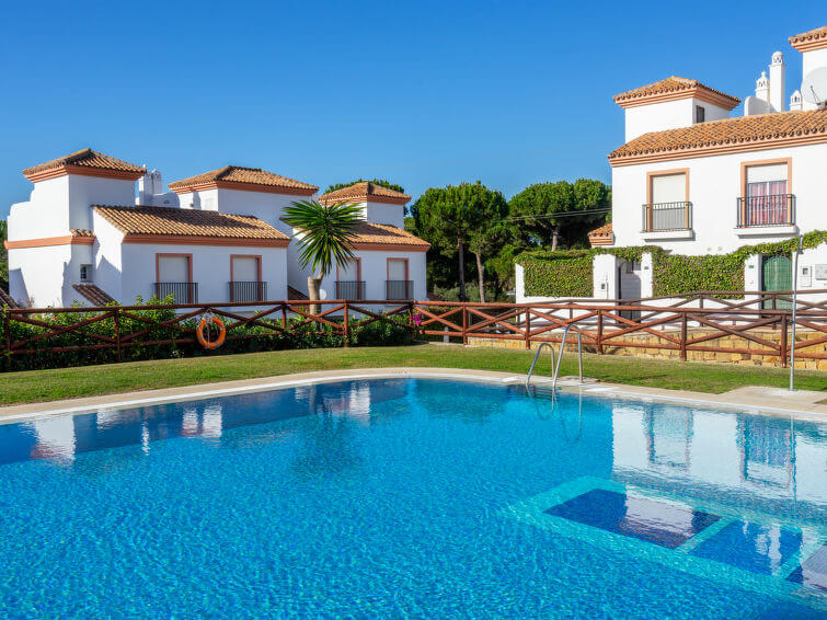 Rent House in Marbella Las lomas de Cabopino picture-11