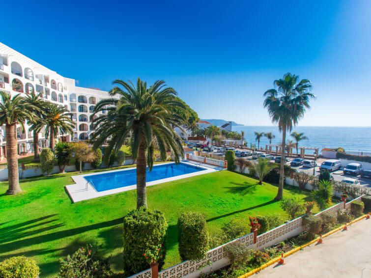 Lejligheder i Nerja nær stranden